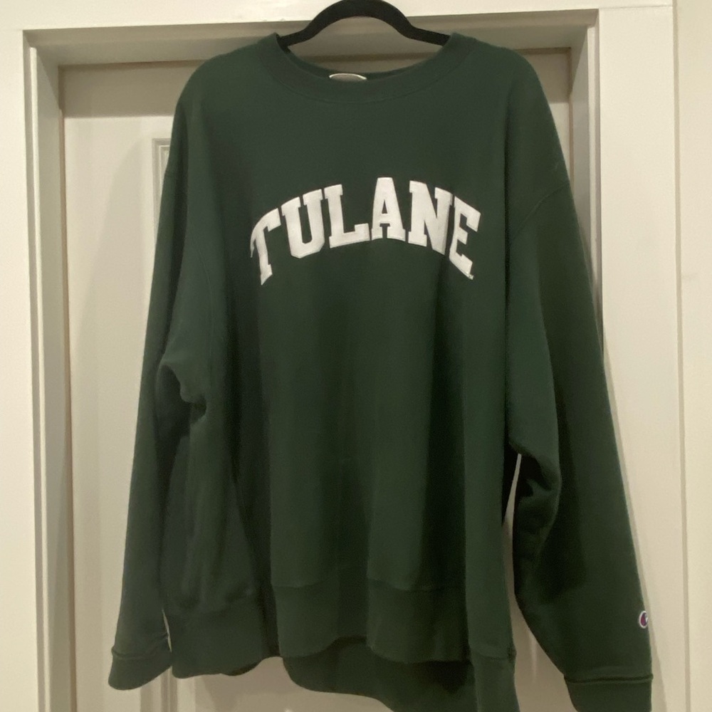 Collegiate champion sweatshirt!